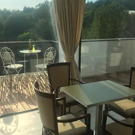 M M Luxury Frühstückspension *