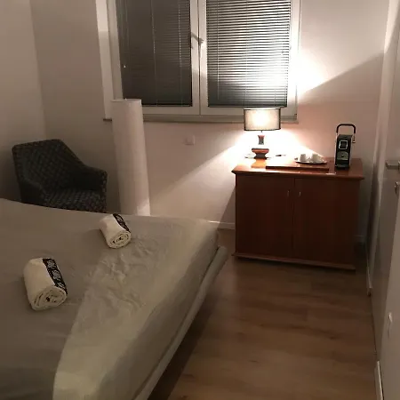 M M Luxury Λιουμπλιάνα